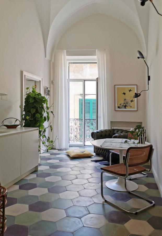 Coniger 4 Casa Vacanze In Centro Lecce Con Wi-Fi E Smart Tv ภายนอก รูปภาพ