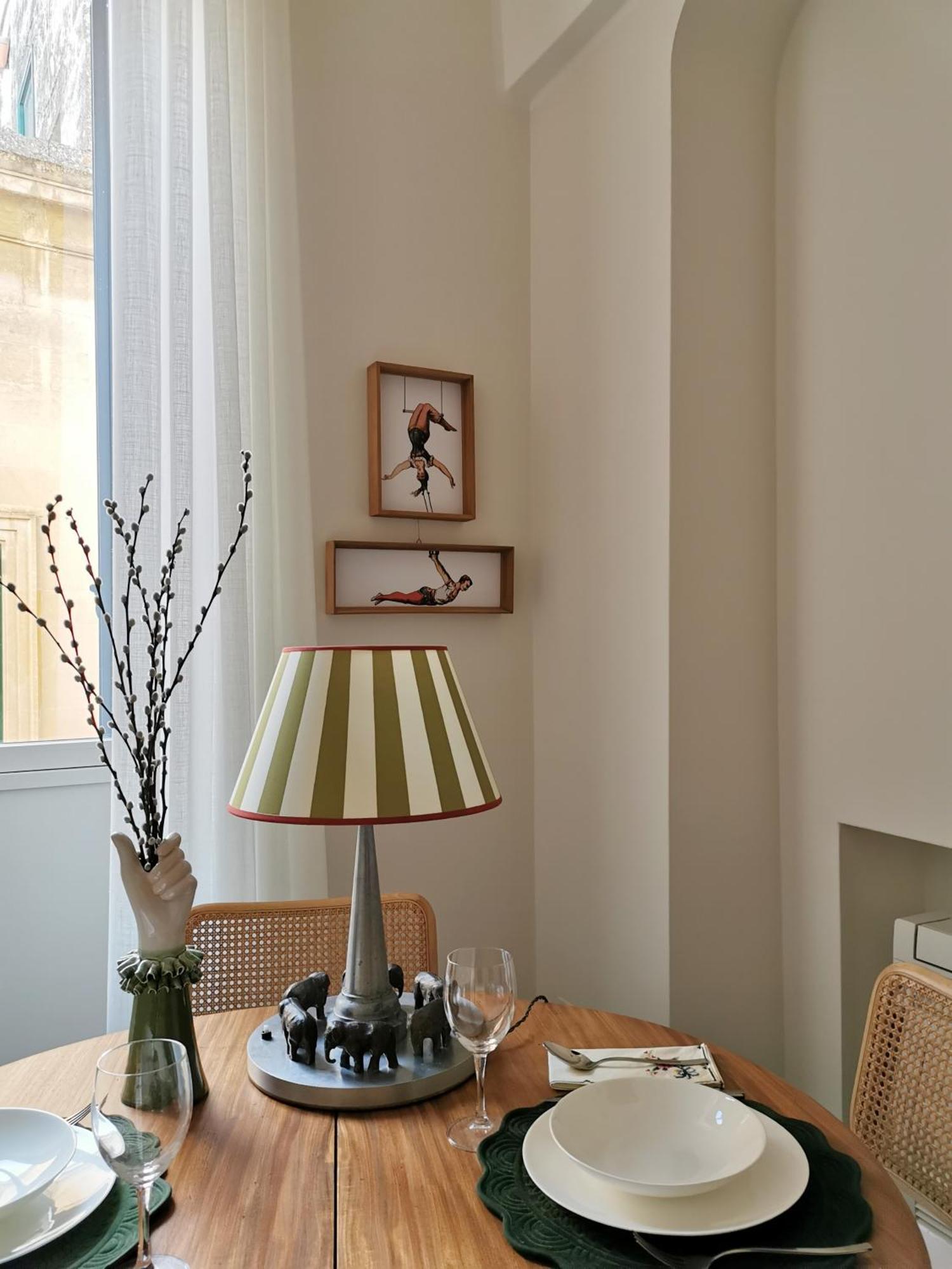 Coniger 4 Casa Vacanze In Centro Lecce Con Wi-Fi E Smart Tv ภายนอก รูปภาพ